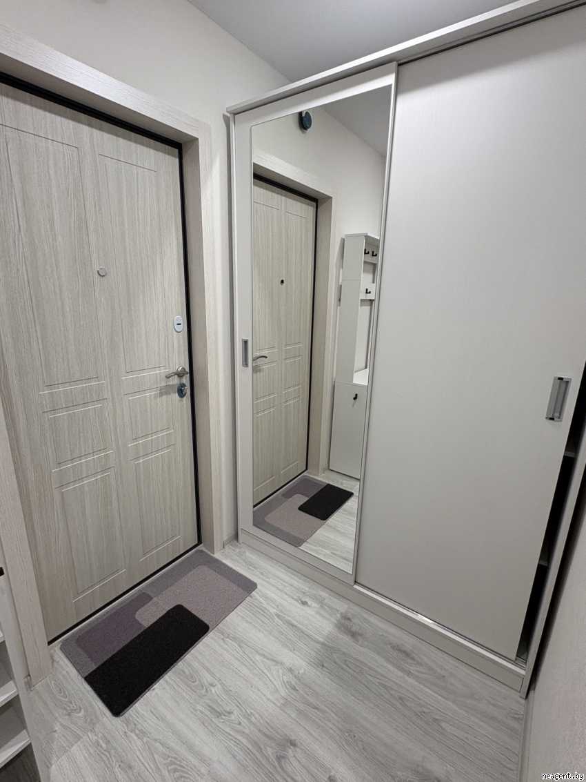 1-комнатная квартира, ул. Гинтовта, 4, 986 рублей: фото 1