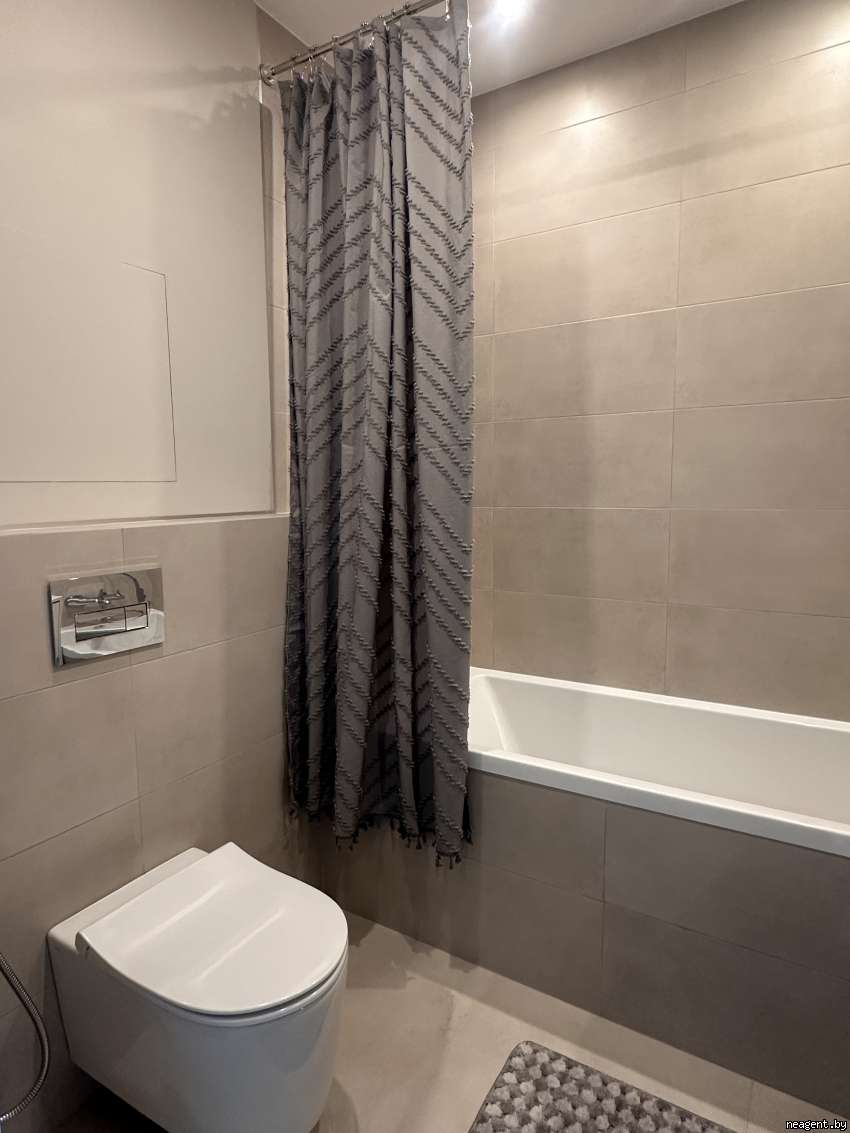 2-комнатная квартира, ул. Цвирко, 100, 1970 рублей: фото 6