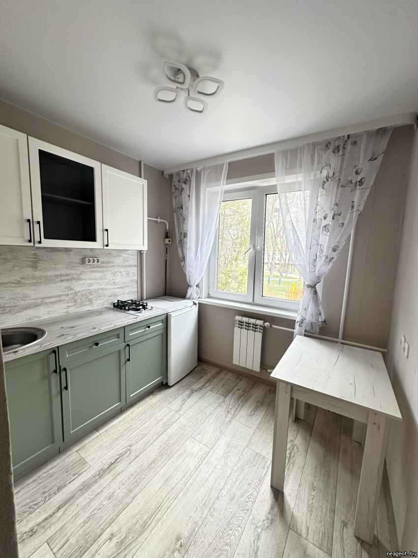 2-комнатная квартира, ул. Уборевича, 148/1, 1240 рублей: фото 1