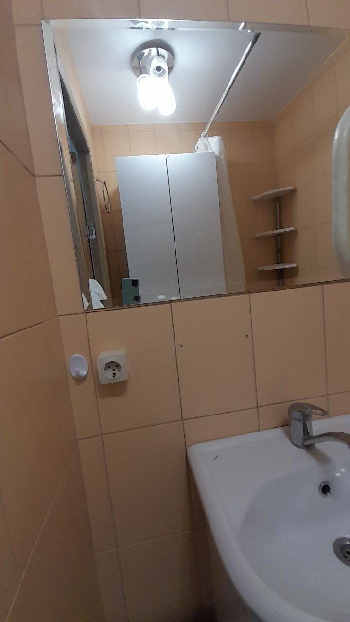 2-комнатная квартира, ул. Шугаева, 13/1, 550 рублей: фото 5