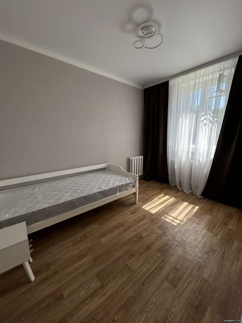 2-комнатная квартира, Партизанский просп., 133, 1472 рублей: фото 1