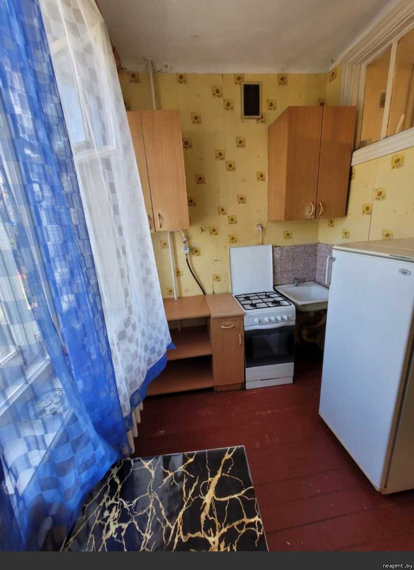 2-комнатная квартира, ул. Лазо, 10, 849 рублей: фото 1