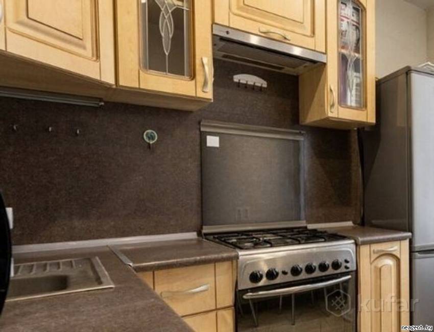 1-комнатная квартира, ул. Грушевская, 137, 900 рублей: фото 1