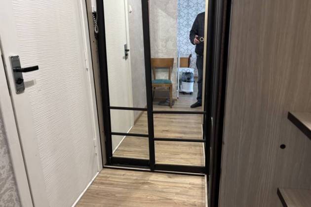 1-комнатная квартира, Космонавтов ул., за 950 р.