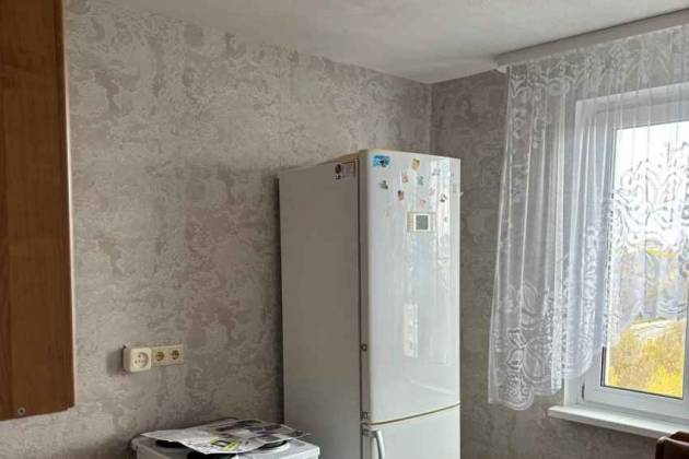 1-комнатная квартира, Космонавтов ул., за 982 р.