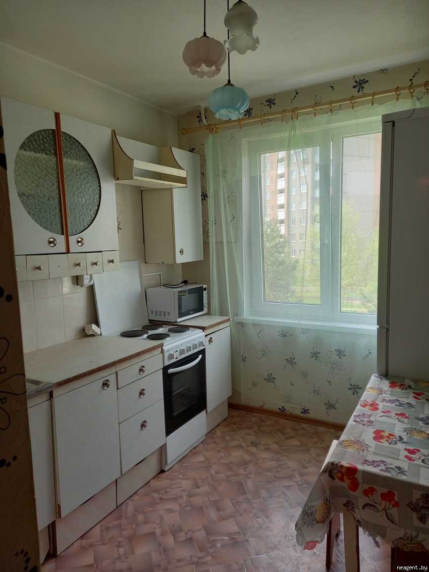 1-комнатная квартира, Руссиянова, 32/2, 950 рублей: фото 1