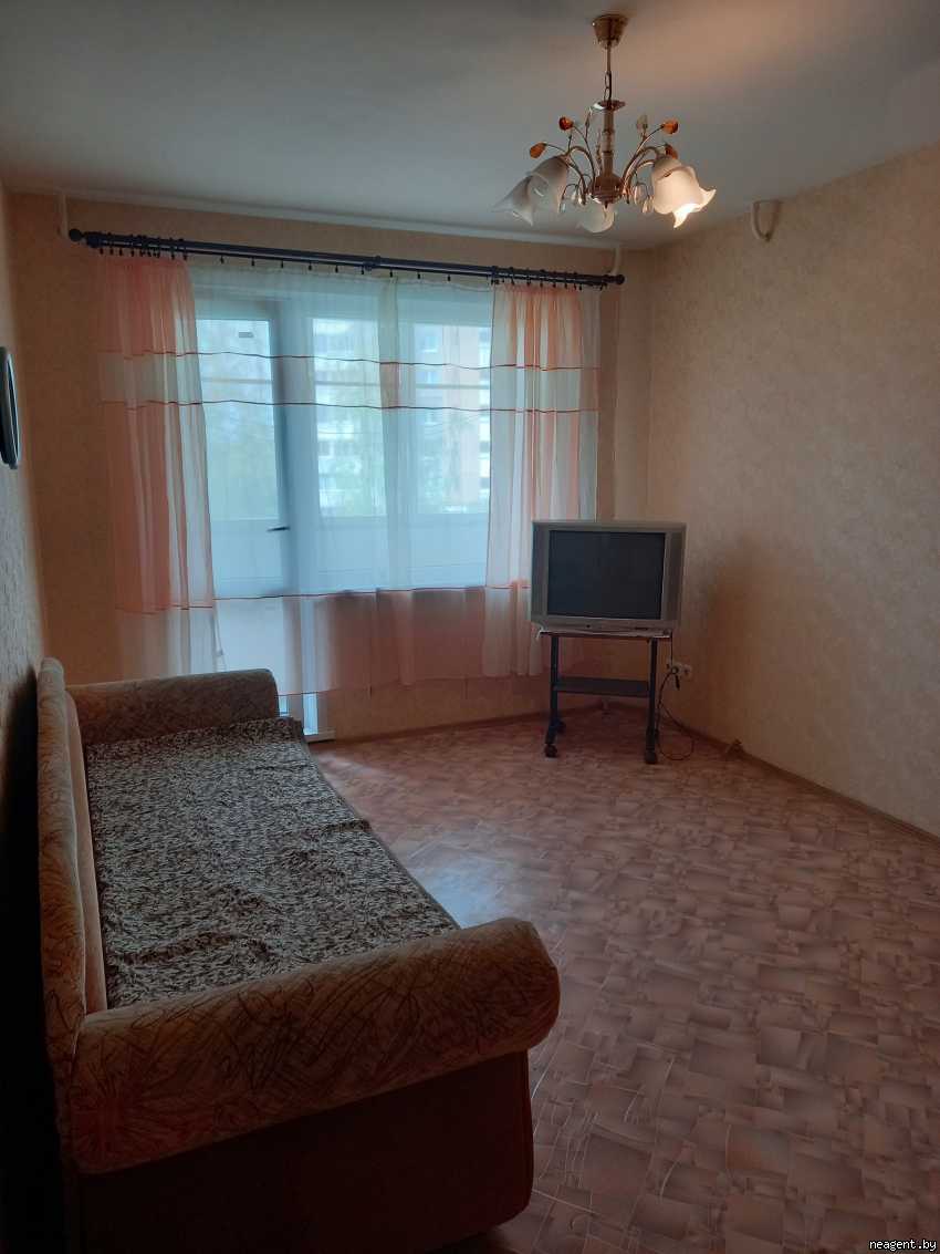 1-комнатная квартира, Руссиянова, 32/2, 950 рублей: фото 3