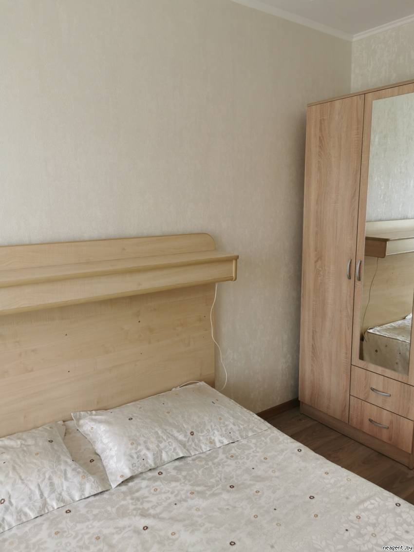 2-комнатная квартира, Независимости просп., 157, 1365 рублей: фото 4