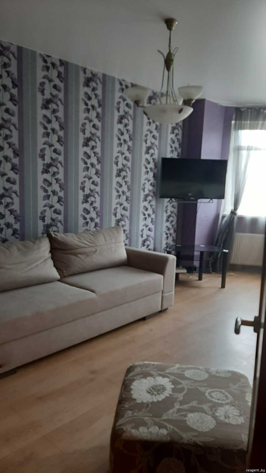 2-комнатная квартира, Белинского, 54/1, 1600 рублей: фото 1