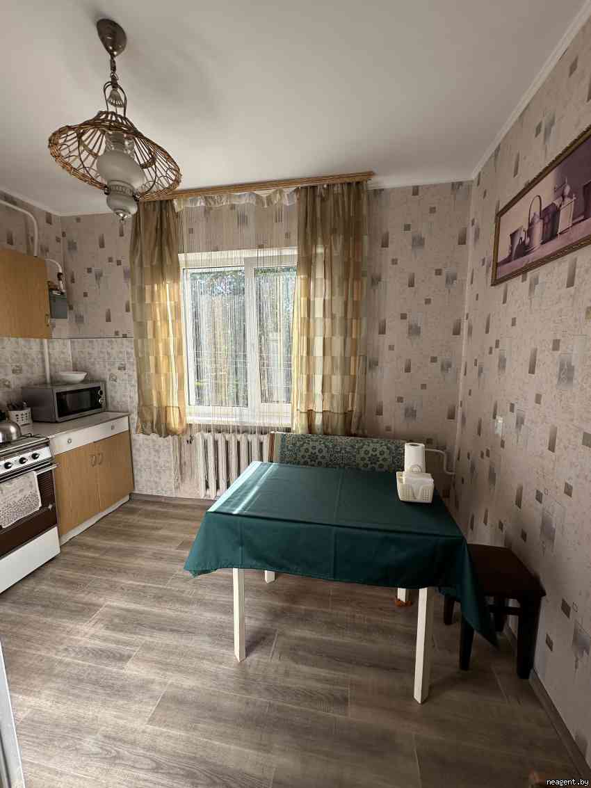 2-комнатная квартира, Парковая, 12/0, 75 рублей: фото 2