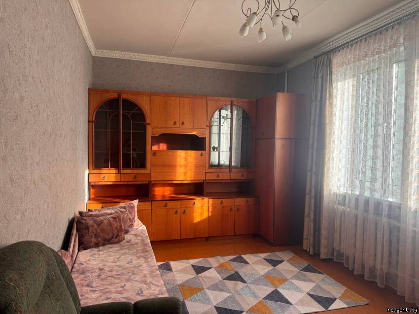 Комната, Независимости просп., 104, 502 рублей: фото 1