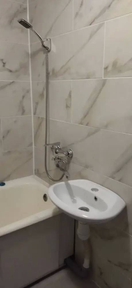 1-комнатная квартира, ул. Одинцова, 23/1, 945 рублей: фото 3