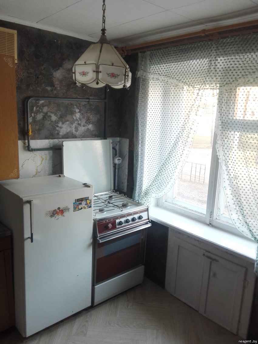 2-комнатная квартира, Лесная, 117, 300 рублей: фото 1