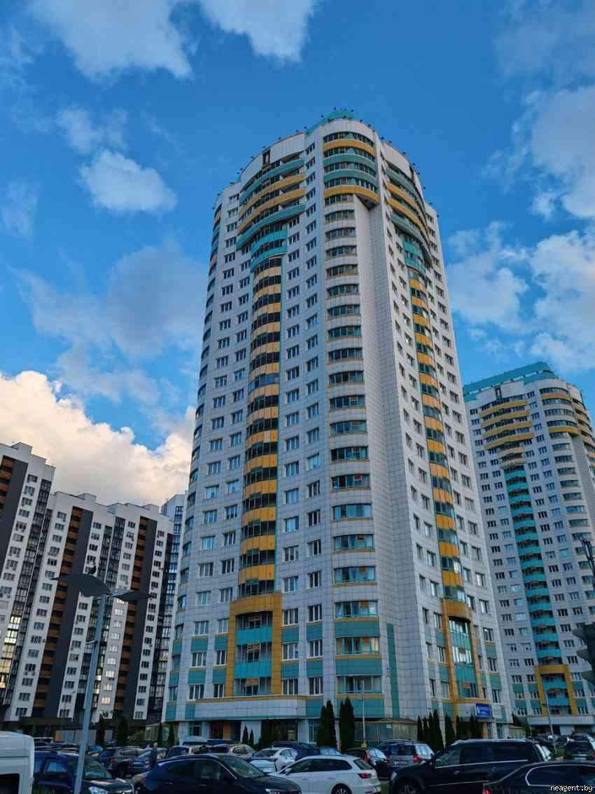 2-комнатная квартира, имени газеты «Правда» просп., 15, 1940 рублей: фото 1