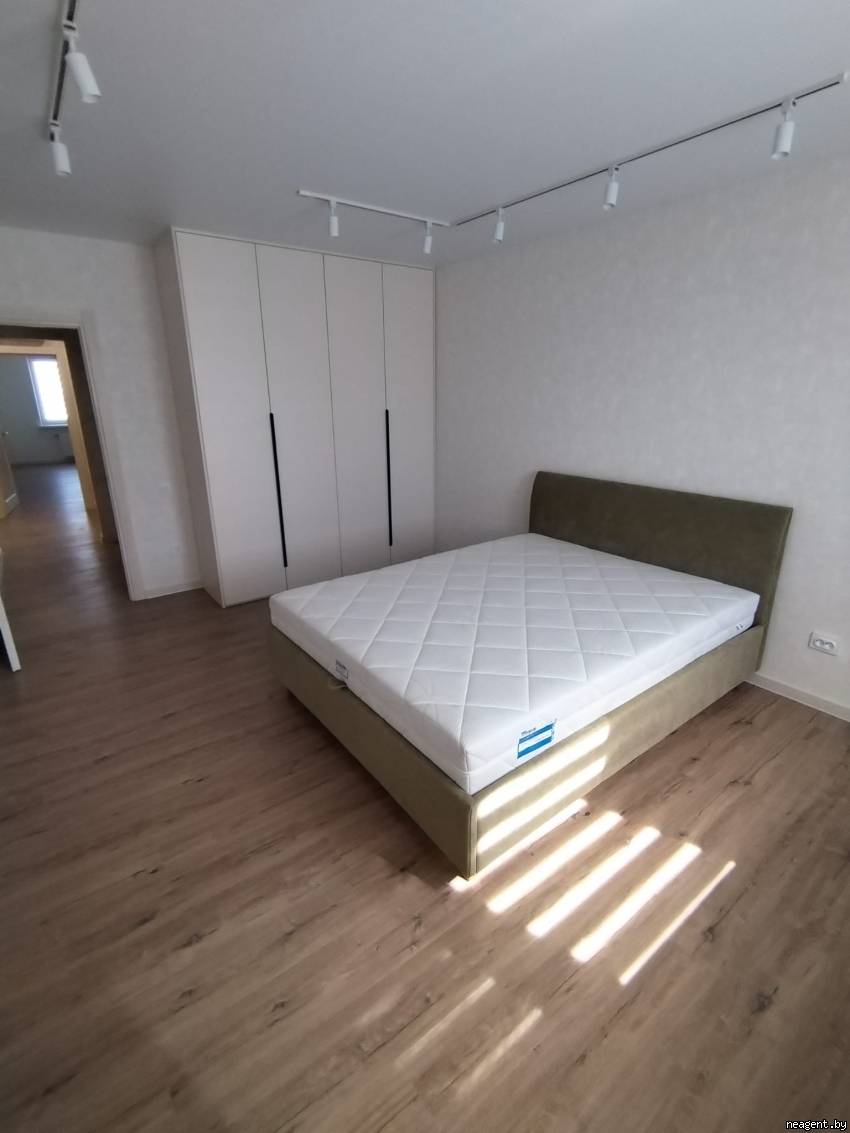 2-комнатная квартира, Екелчика, 17a, 1247 рублей: фото 1