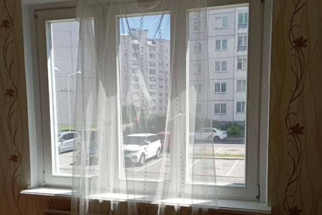 2-комнатная квартира, Люцинская ул., за 1200 р.