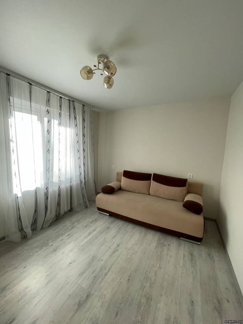 2-комнатная квартира, ул. Сердича, 9, 1500 рублей: фото 1