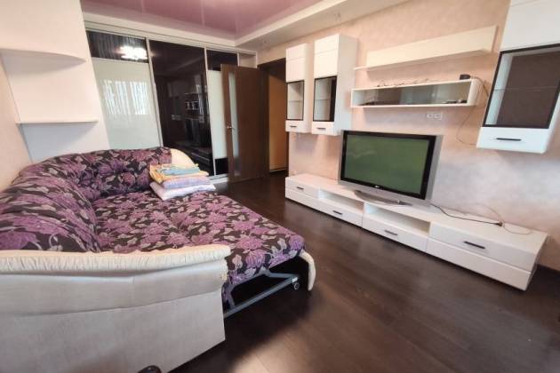 2-комнатная квартира, Космонавтов ул., за 1267 р.
