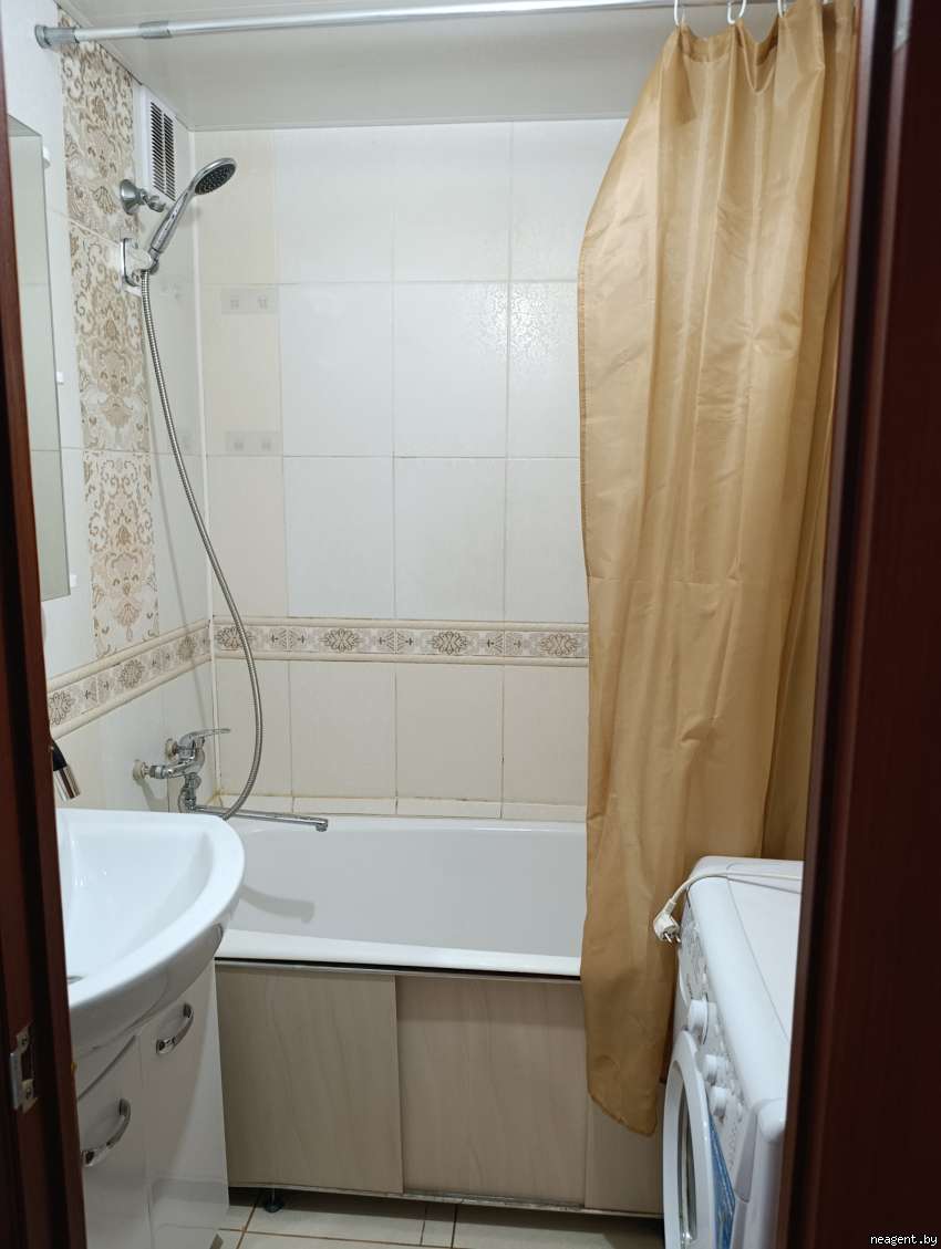 2-комнатная квартира, Алтайская, 64/1, 1100 рублей: фото 3