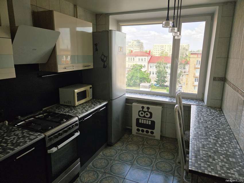 3-комнатная квартира, Независимости просп., 76, 2266 рублей: фото 9
