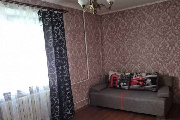 1-комнатная квартира, Олега Кошевого, за 700 р.