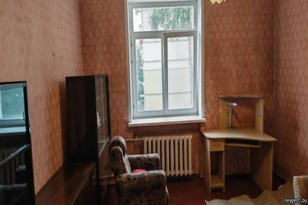 2-комнатная квартира, Долгобродская ул., за 1300 р.