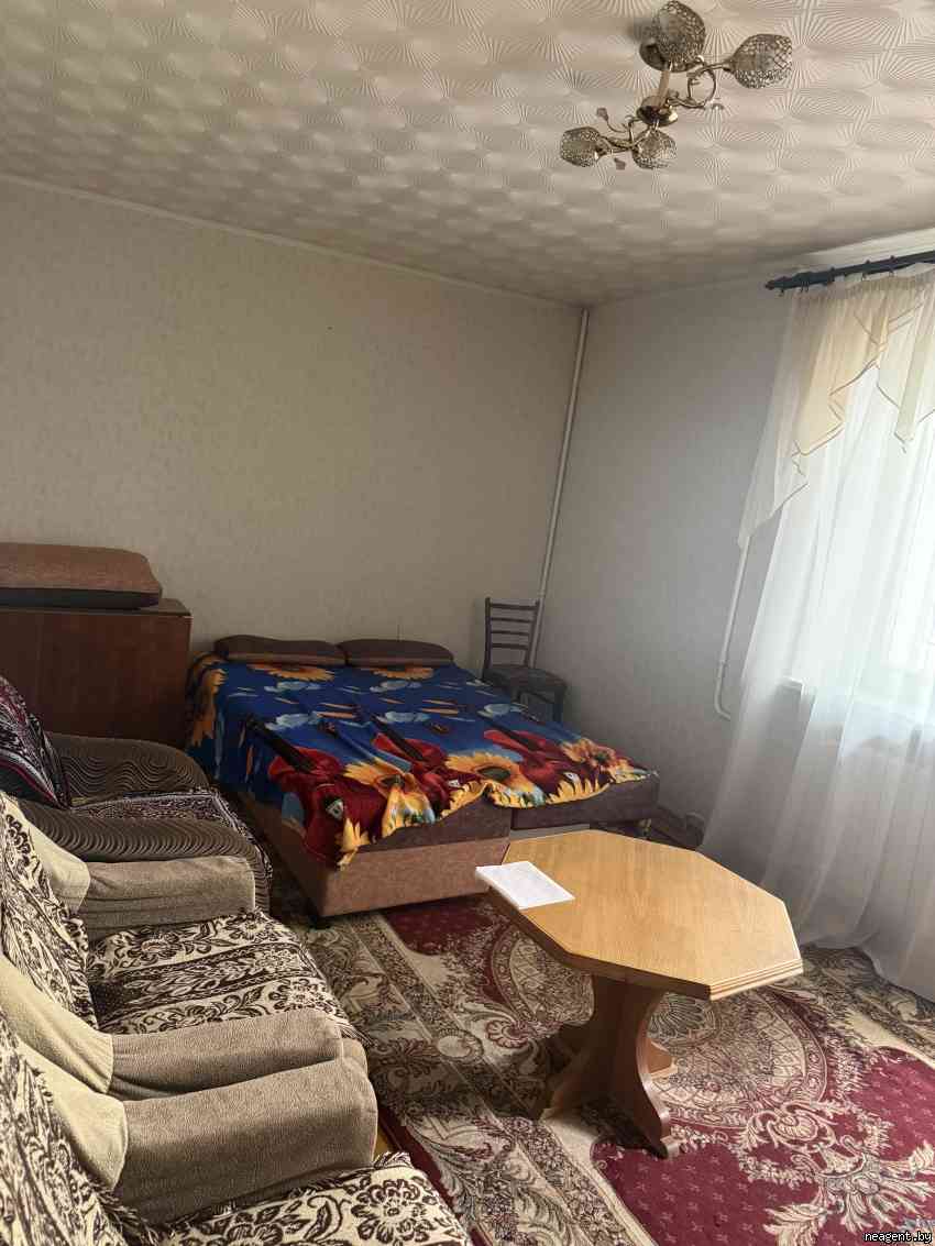 2-комнатная квартира, ул. Кнорина, 15, 1300 рублей: фото 3