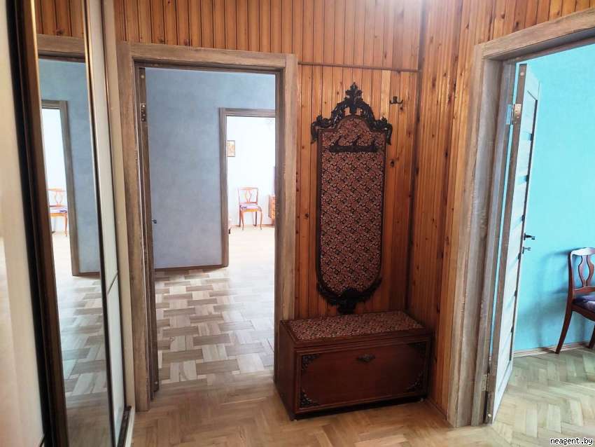 3-комнатная квартира, проспект Независимости, 143/1, 1800 рублей: фото 1
