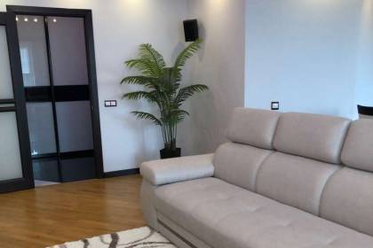 3-комнатная квартира, Водолажского ул., за 2228 р.
