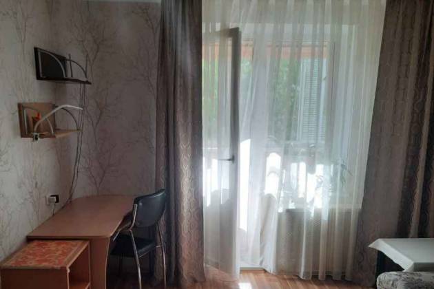 Комната, Гинтовта ул., за 432 р.