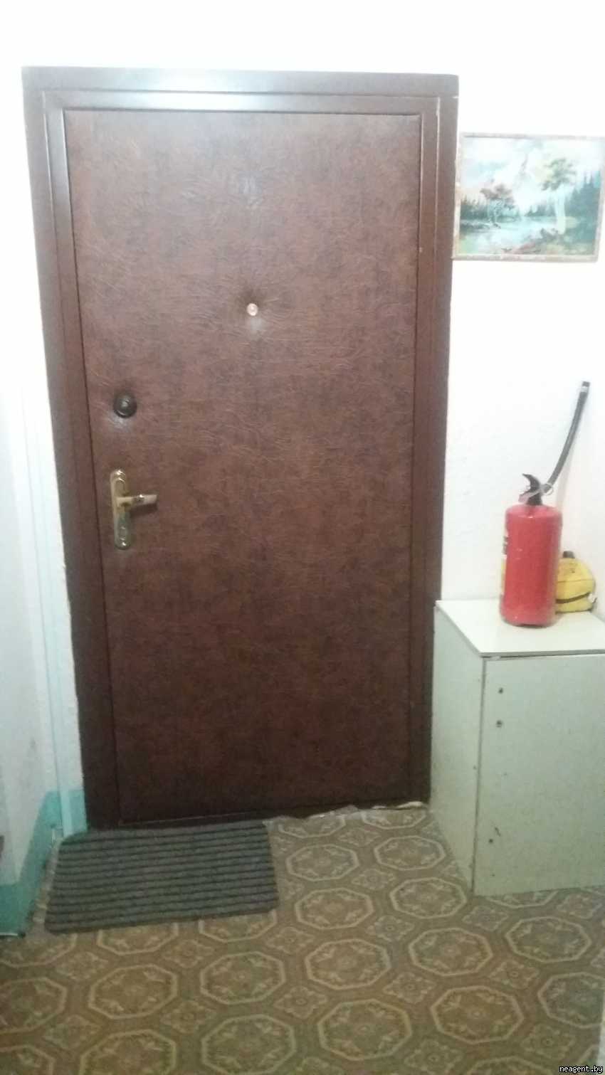 3-комнатная квартира, ул. Городецкая, 38, 2000 рублей: фото 1