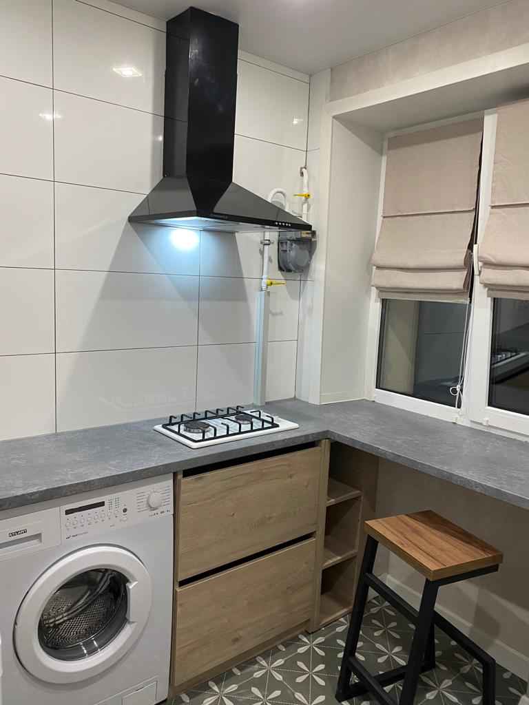 1-комнатная квартира, ул. Уручская, 1, 1200 рублей: фото 2