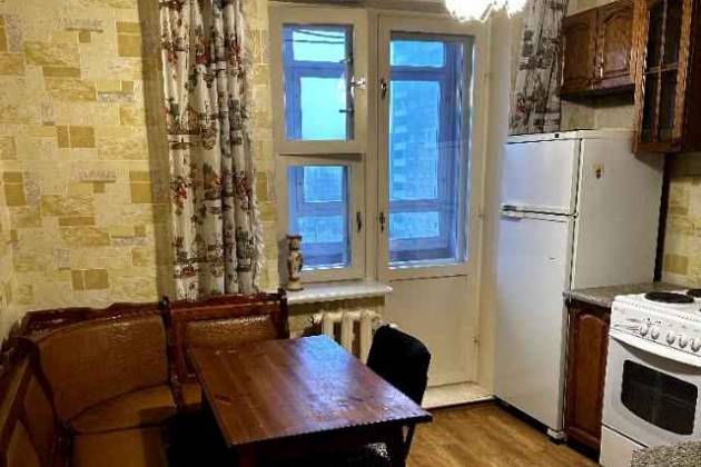 2-комнатная квартира, Тимошенко ул., за 1370 р.
