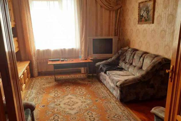 3-комнатная квартира, Маяковского ул., за 1200 р.