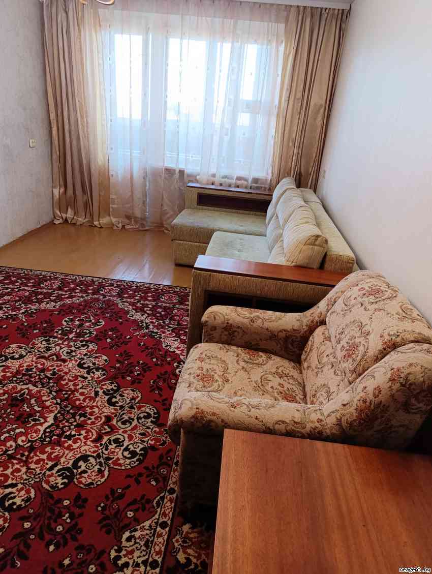 1-комнатная квартира, ул. Кабушкина, 93, 1000 рублей: фото 1