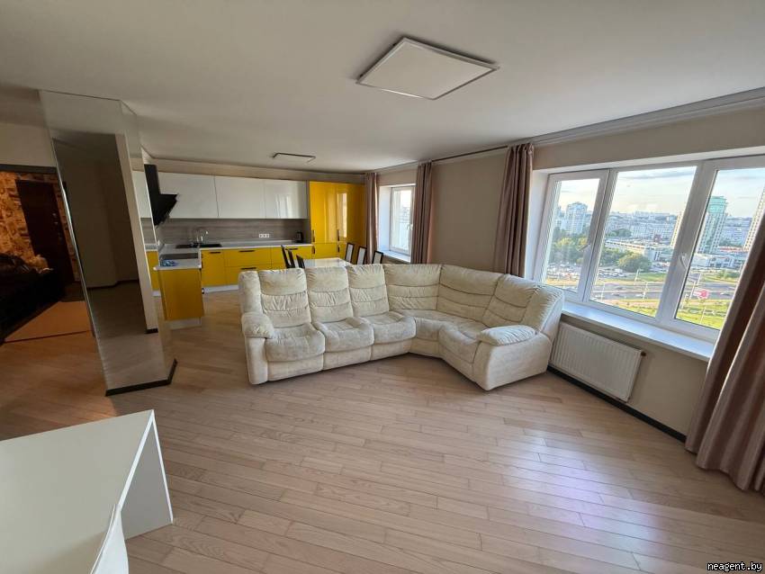 3-комнатная квартира, Пр. Дзержинского, 115, 3200 рублей: фото 2