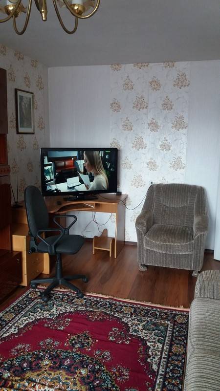 1-комнатная квартира, ул. Никифорова, 41, 1200 рублей: фото 1