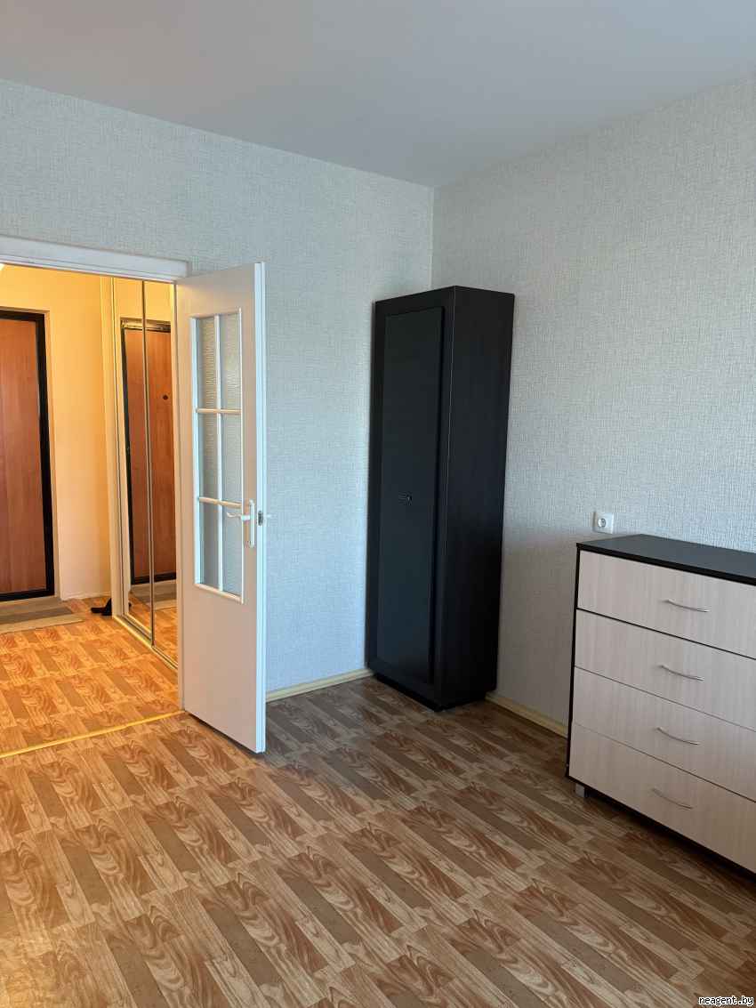 1-комнатная квартира, ул. Мазурова, 27, 1300 рублей: фото 1