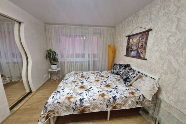 1-комнатная квартира, Антоновская, за 1500 р.