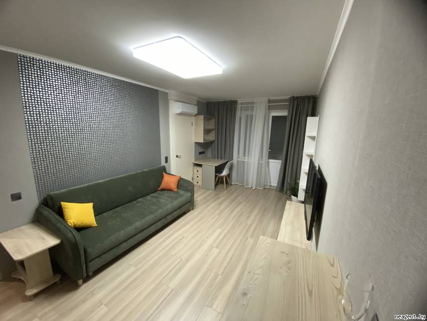 2-комнатная квартира, Проспект Независимости, 139, 1800 рублей: фото 1