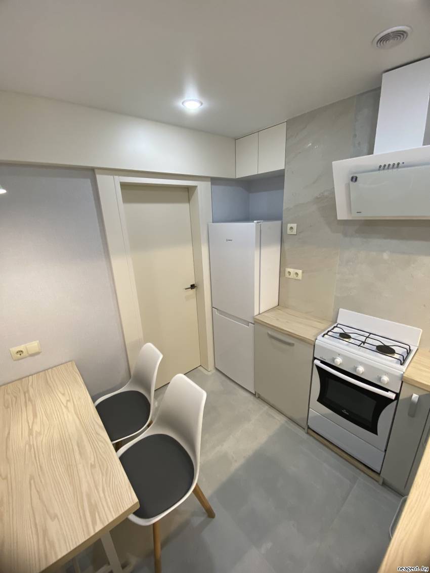 2-комнатная квартира, Проспект Независимости, 139, 1800 рублей: фото 6