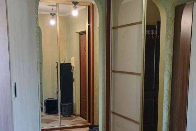 2-комнатная квартира, Петра Глебки ул., за 1000 р.