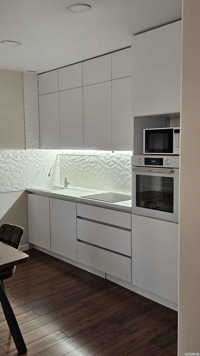 3-комнатная квартира, ул. Макаенка, 12 Б, 2750 рублей: фото 3