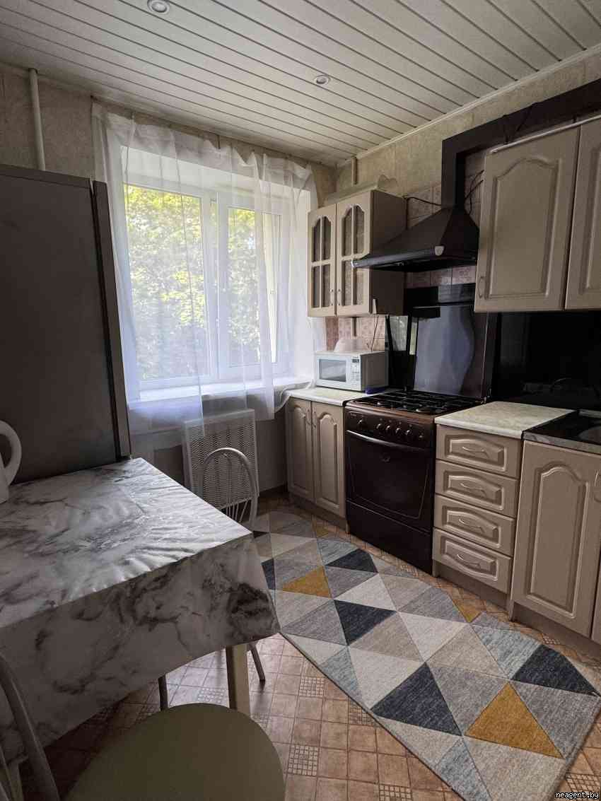2-комнатная квартира, ул. Золотая Горка, 13, 1800 рублей: фото 5