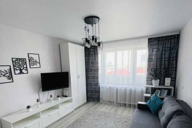 1-комнатная квартира, Короля ул., за 2100 р.