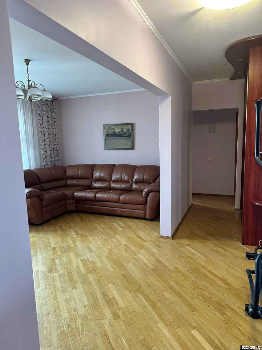 3-комнатная квартира, ул. Якубовского, 80, 2000 рублей: фото 1