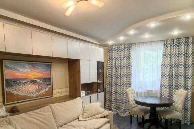1-комнатная квартира, Проспект Независимости, за 2000 р.