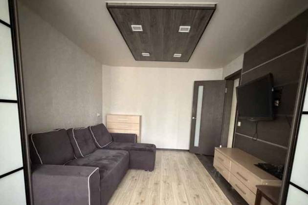 2-комнатная квартира, Янки Мавра ул., за 1511 р.