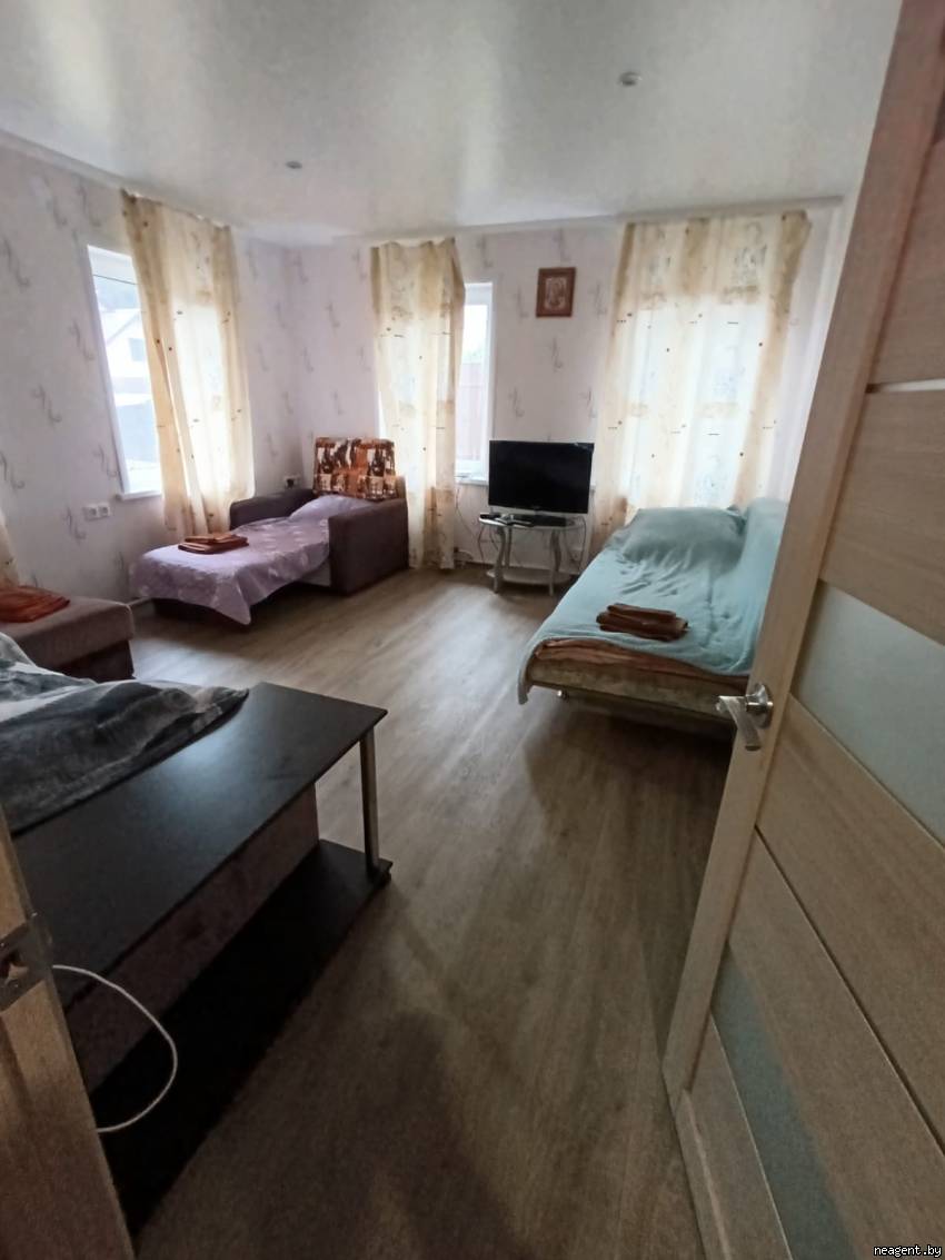 2-комнатная квартира, Первомайская, 14/2, 180 рублей: фото 1