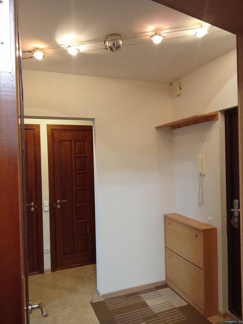 2-комнатная квартира, ул. Кульман, 24, 430 рублей: фото 1